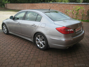 Hyundai Genesis 3.8 V6 GDi 246 KW AUT ČR 1.MAJ SERVISKA - 7
