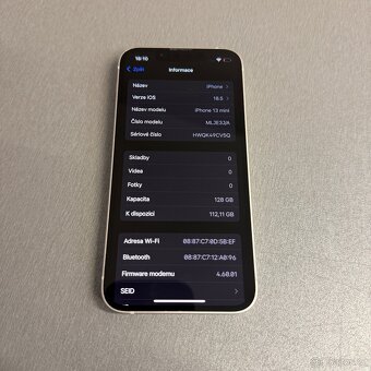 iPhone 13 mini 128GB bílý, bez škrábance, 12 měsíců záruka - 7