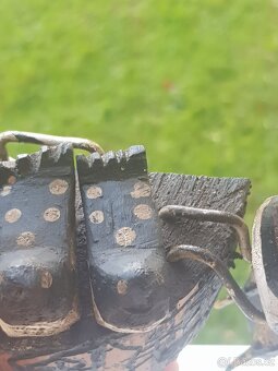 Starozitna drevorezba-vlaštovky. - 7