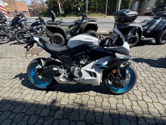 CFMOTO 675SR-R - 7
