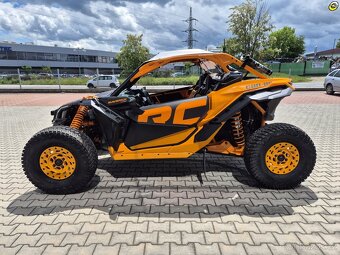 CAN-AM Maverick X3 X RC Turbo - 7