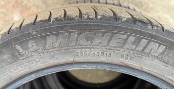 235/45 R18 94W letní - 7