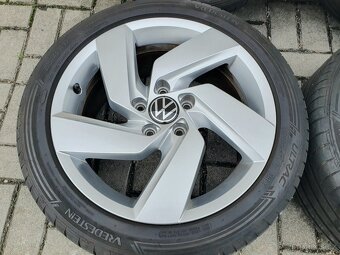 Alu kola vw 5x112 r17 7,5j et51 letni pneu 225/45/17 - 7