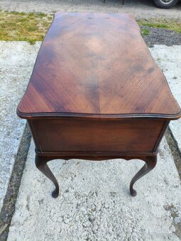 Prostorový psací stůl v ořechové kořenici - 7