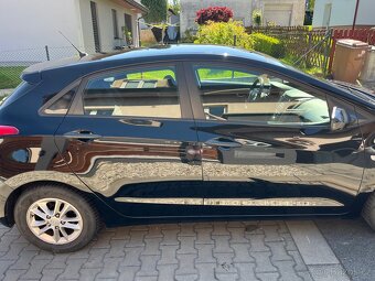 Hyundai i30 1.4, 73kw 1. Majitel. - 7