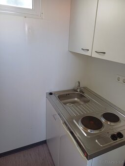 Použitá buňka WC s kuchyňkou, sanit. kontejner - 7
