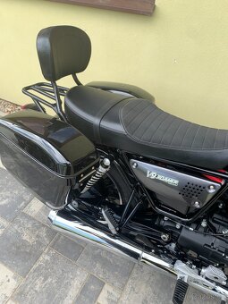 Moto Guzzi V9 Roamer - 7