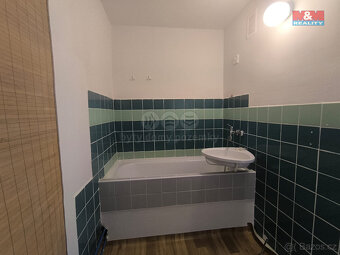 Pronájem bytu 3+kk, 74 m², Chomutov, ul. Kundratická - 7
