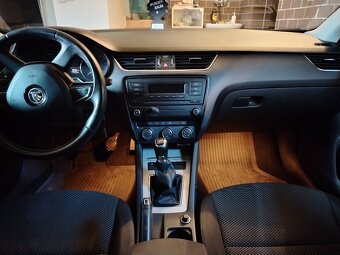 Škoda Octavia 3 - havarovaná - 7
