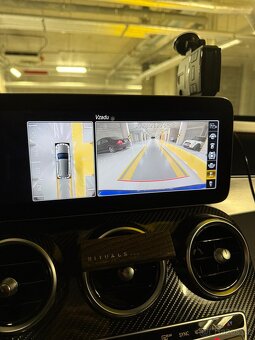 Mercedes-Benz C43 AMG - 7