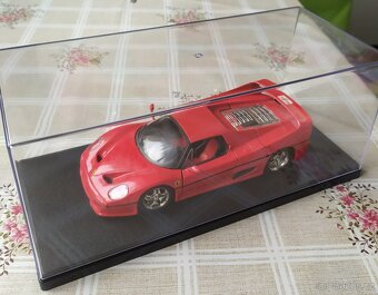 Model Ferrari 1:24 Tatra 613 - 1:24 - 7