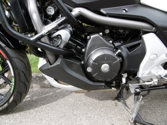 Honda NC 700s - 35 kw - PERFEKTNÍ STAV po servisu - 7