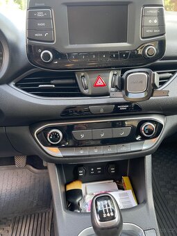 Hyundai i30 1,6CRDi - 7