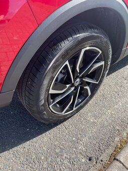 MG ZS - 7