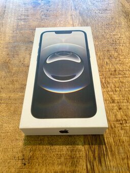Apple iPhone 16e 128GB Black nerozbalený / nový - 7