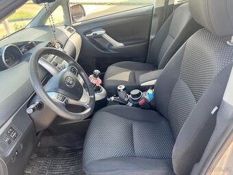 Toyota Verso 2.0 D - původ ČR - 2 majitel - STK 2027 - - 7