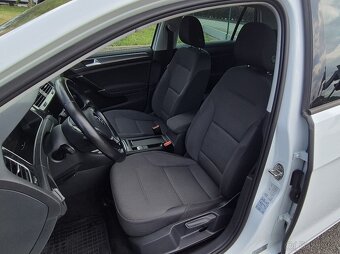 Volkswagen Golf VII e-Golf 1.majitel servisní kniha DPH - 7