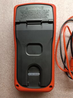 Multimetr UNI - T - 7