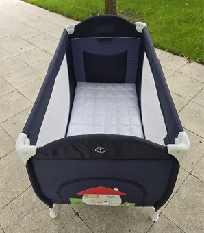 Cestovní postýlka - 7