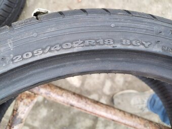 205/40/18 letni pneu PIRELLI a HANKOOK 205/40 R18 - 7
