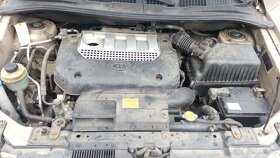 Kia Carens 2,0i 102kW a 2,0CRDI r.v. 05 - náhradní díly - 7