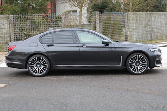 BMW 730d xDrive / ACC / HUD / 360° / VZDUCH / KEYLESS / 21" - 7