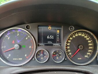 Touareg v10 5.0 TDI - 7