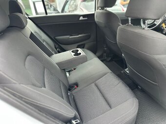 KIA Sportage 1.7 CRDi | 85 kW | 2016 | 1. majitel | Manuál
- 7