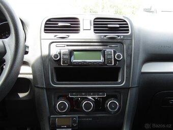 Volkswagen Golf 1.6 TDi , 77 kW nafta, 2010 - 7