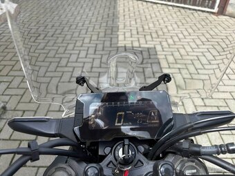 Honda CB 125 R - 7
