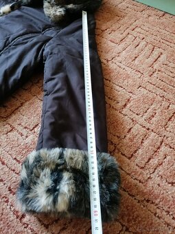 Dámský tmavě hnědý zimní kabát vel. 38 - 7