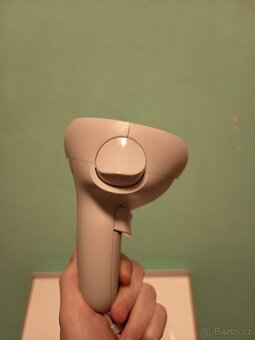 Prodávám vr meta quest 2 125 gb - 7