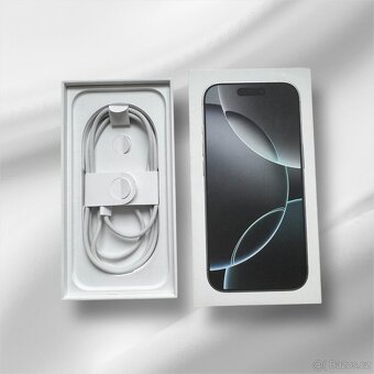 Iphone 16 pro 1TB White titan - 7