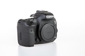 Canon EOS 7D Mark II - 7