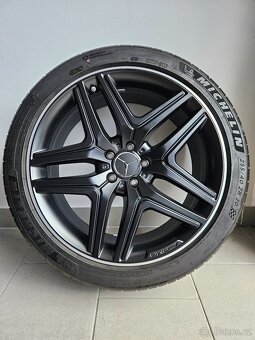 Orig. Mercedes AMG - Letní 255/40/20 - Zánovní - 7
