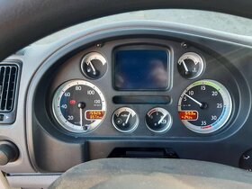 DAF LF 45.140 skříň a hydraulické čelo - 7