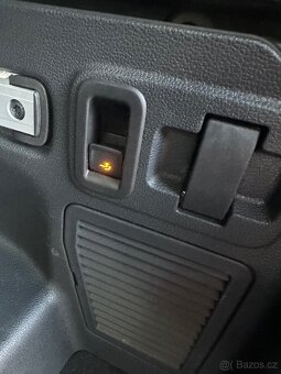 VW touran 2.0 TDi Dsg , Webasto Tažné - 7