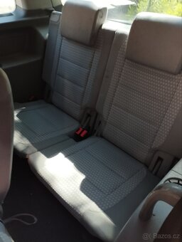 VW TOURAN 1.6 FSI,klima,7mistny - 7