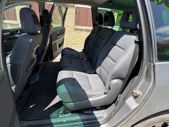 Volkswagen Sharan, 1,9 96 kw, 2005, 208 623 km - 7