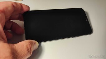 Apple iPhone 12 256GB - 7