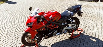 Honda CBR 600 RR - 7