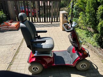 Prodám elektrický skútr po dědečkovi - 7