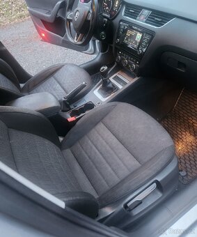 Škoda Octavia 3  1.6 TDI Model 2015 Style - 7