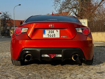 SCION FRS FR-S 2015, stejné jako BRZ a GT86, pěkné auto - 7