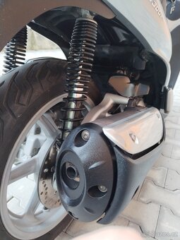 Prodám Honda SH 300 - 7