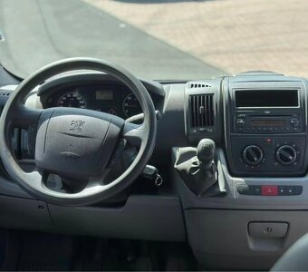 PEUGEOT BOXER 3.0D 7MÍST KLIMA - 7
