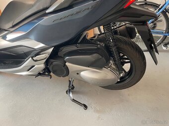 Honda Forza 300 - 7