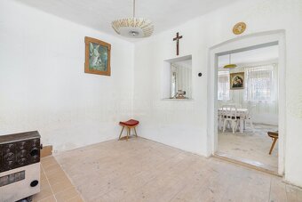 Prodej zemědělské usedlosti 758 m², pozemek 6 030 m² - 7