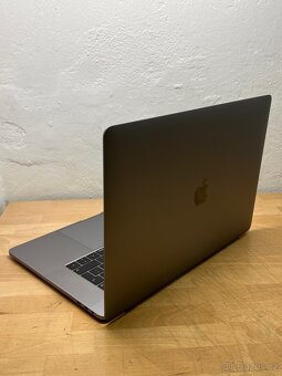 MacBook Pro 15” 2019/32GB RAM/Intel i9/4TB SSD/ Záruka - 7