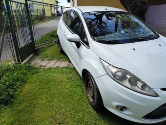 Ford Fiesta 1.4 - 7